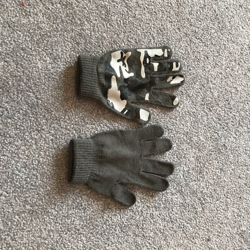 Boys gloves